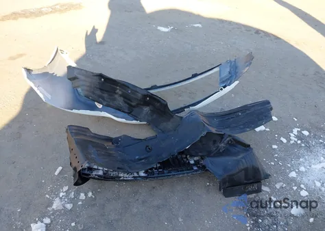 2016 Toyota Corolla Le z USA, uszkodzony, nr VIN 2T1BURHE7GC586942